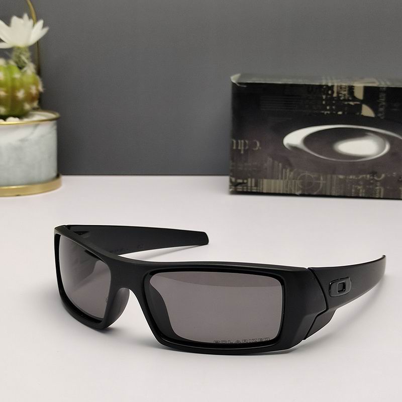 Oakley Glasses (712)